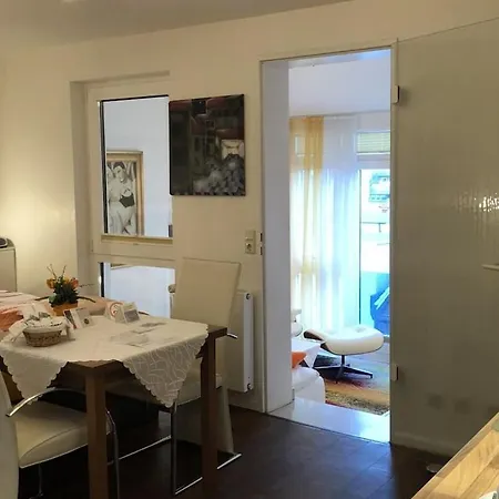 בית נופש Comfort House Regini נורדרני